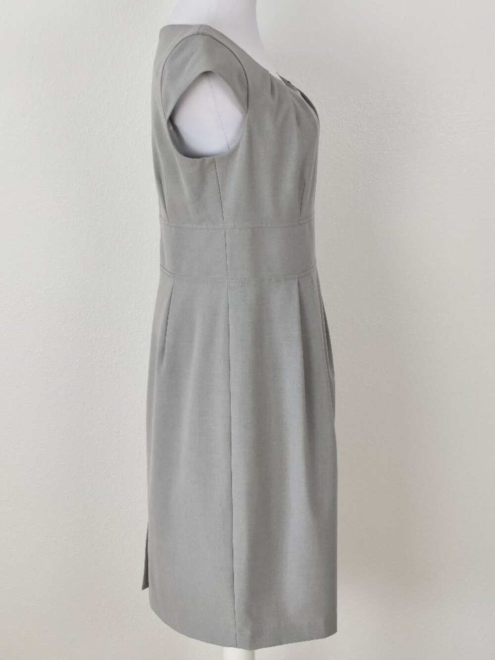 Calvin Klein Fitted Pleated Sheath Dress Gray - 10 - Picture 6 of 9
